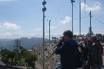 Reisegruppe auf dem Panecillo Hügel