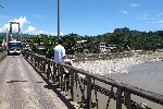 Blick von der Brücke über den Río Napo nach Norden auf Misahuallí<br />© A.Schmitz