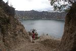 Abstieg zum Kratersee Quilotoa