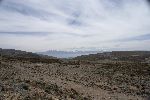 Andenhochland (Sierra) mit dem Vulkan Altar (links) und dem Vulkan Sangay (rechts) am Horizont
