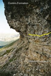Die Grenze zwischen der Morbiac-Formation und der Contrin-Formation bildet oftmals einen kleinen Überhang.